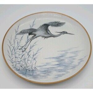Schumann Bavaria Plate Granula Heron In Flight Textured Gold Rim